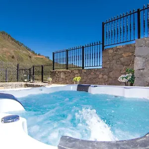 Mogaren Bed & Breakfast Vega de San Mateo